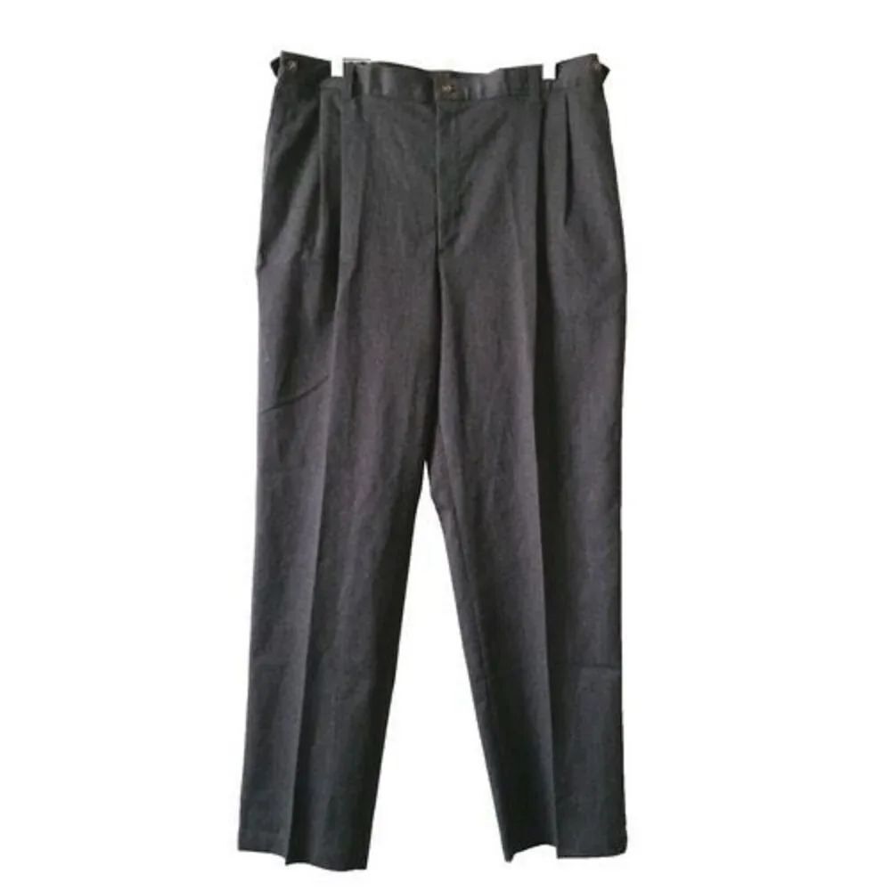 Vintage IZOD club size 36 /32 100% wool pants .